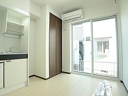 ROSSO高柳 1階ワンルームのリビング/ダイニング