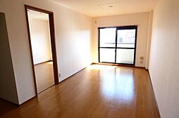 グラシュー 1階2LDKのリビング/ダイニング