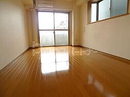 ビラ・エスト・ラート 3階1Kのリビング/ダイニング