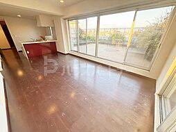 ロイヤルパークス梅島 6階2LDKのリビング/ダイニング