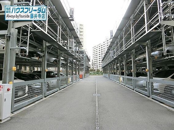 駐車場はこちら...