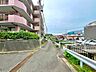 外観：前面道路