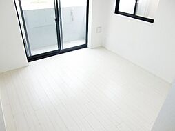 プルーマ武蔵野II 102 1階1Kのリビング/ダイニング