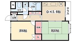 アパートメントリセエンヌ 2階