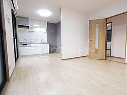 パストラルガーデンB 2階2LDKのリビング/ダイニング