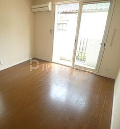 エルボヌール 2階1Kのリビング/ダイニング