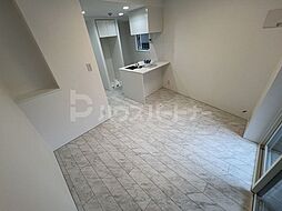 ユリカロゼAZ亀有 1階ワンルームのリビング/ダイニング