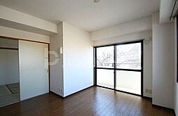 サザンコート 3階1DKのリビング/ダイニング