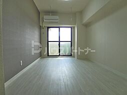 コスモ亀有V 13階1Kのリビング/ダイニング