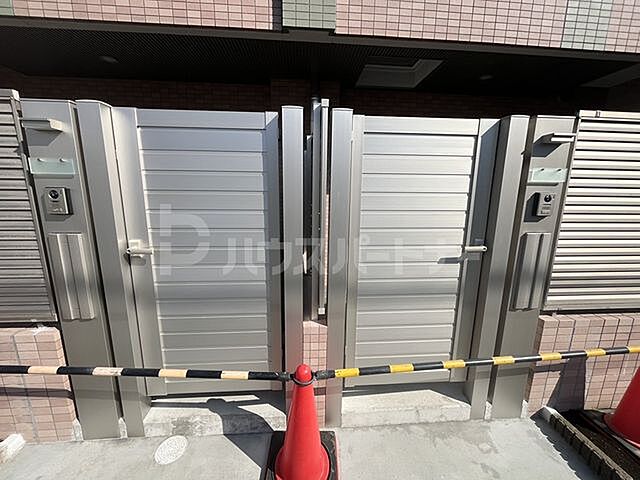 13 / 25