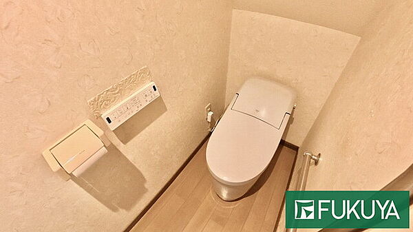 トイレを拡大表示