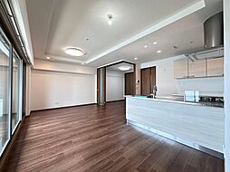 ピアッツァコート八木駅前 3LDKのリビング/ダイニング