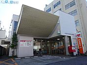 新潟学校町郵便局 634m