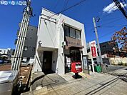 新潟本町三郵便局 93m