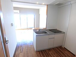 ウッディハウスウエコー 5階1Kのリビング/ダイニング