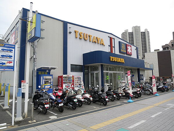 画像22:TSUTAYA 高槻店（522m）