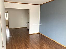 メゾンアサヒII 1階2LDKのリビング/ダイニング