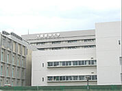 大阪医科大学本部キャンパス（864m）