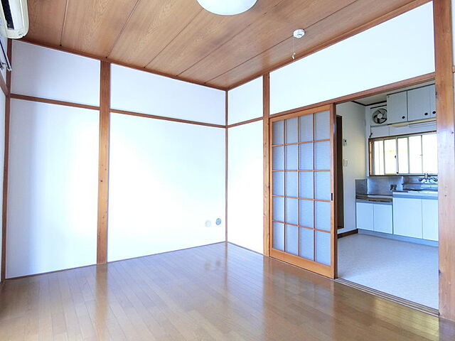 寝室