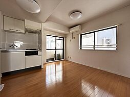 パールビル 3階1DKのリビング/ダイニング