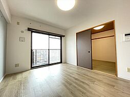 エマーレ保谷 2階3LDKのリビング/ダイニング