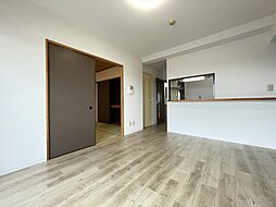 エマーレ保谷 204 2階3LDKのリビング/ダイニング