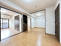 ベルクラント 2階3LDKのリビング/ダイニング