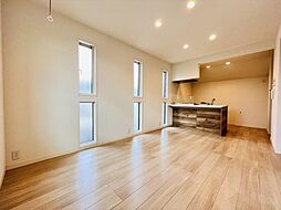 Foresight bldg.B 201 2階2LDKのリビング/ダイニング