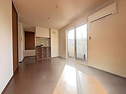 アザレアKガーデン 203 2階1LDKのリビング/ダイニング