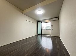 グラティチュードH 204 2階ワンルームのリビング/ダイニング