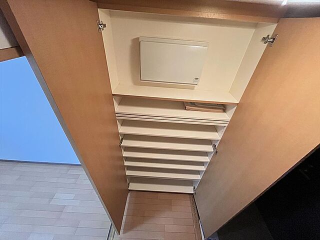 収納