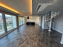 attrice太秦天神川 5階1LDKのリビング/ダイニング