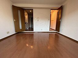 エテルノポッソ 4階1Kのリビング/ダイニング