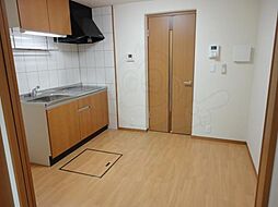 阪急京都本線 西山天王山駅 徒歩10分の賃貸マンション 1階1DKのリビング/ダイニング