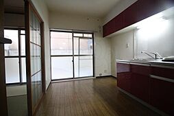 ピアレス千本 2階2DKのリビング/ダイニング