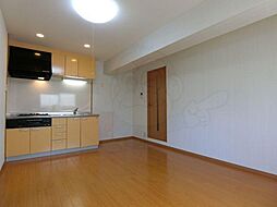 シャルレ10番館 4階1LDKのリビング/ダイニング