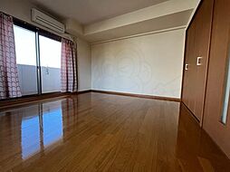 ルピナス紫明 3階1Kのリビング/ダイニング