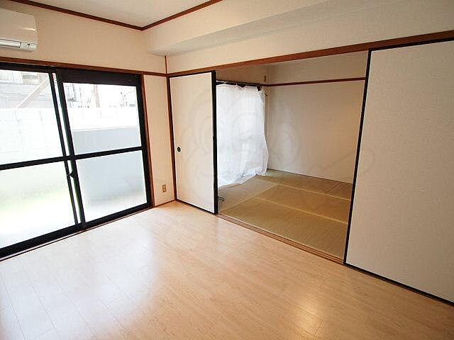 寝室