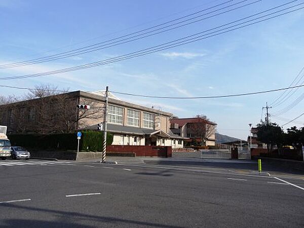 画像23:【中学校】東広島市立磯松中学校まで848ｍ