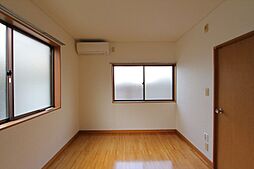 エルリオ玉堤 106 1階1Kのリビング/ダイニング