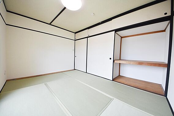 押入れも大きく...
