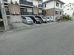 4 / 4