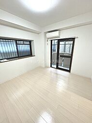 エバンジェル 101 1階1DKのリビング/ダイニング