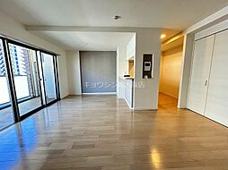 メゾンデール新大阪 202 2階2LDKのリビング/ダイニング