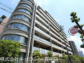 リラフォート千里中央  ｜ 大阪府豊中市新千里西町２丁目（賃貸マンション2LDK・8階・63.06㎡） その1