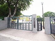 川西北小学校