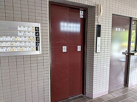 エレベーター