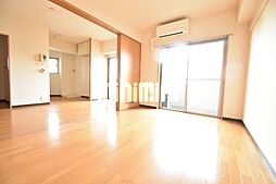 グランデュールマンション 210 2階1LDKのリビング/ダイニング