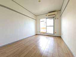 ハイラーク内田 211 2階ワンルームのリビング/ダイニング