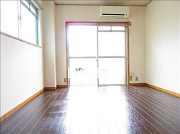 エステートモリヤ 106 1階ワンルームのリビング/ダイニング